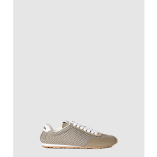 미우미우 플룸 메쉬 스웨이드 스니커즈 5E388E