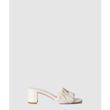 미우미우 마테라쎄 나파 가죽 슬라이드 5XX657