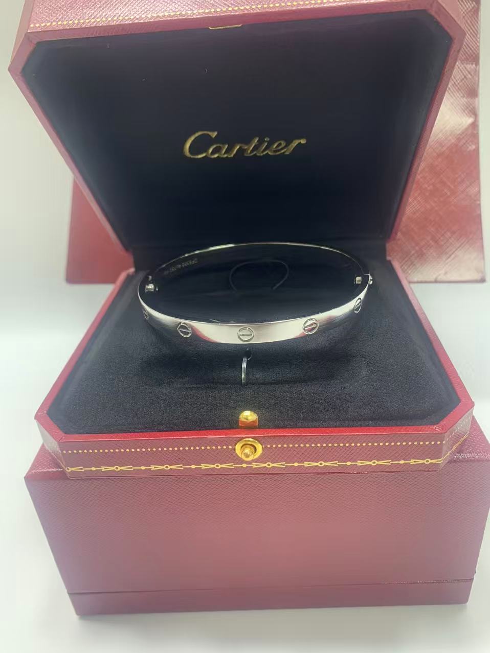 2026년 1월 24일 박*영님 까르띠에 러브 브레이슬릿 검품 및 출고