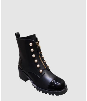 샤넬 진주 버튼 앵클 부츠 G45183